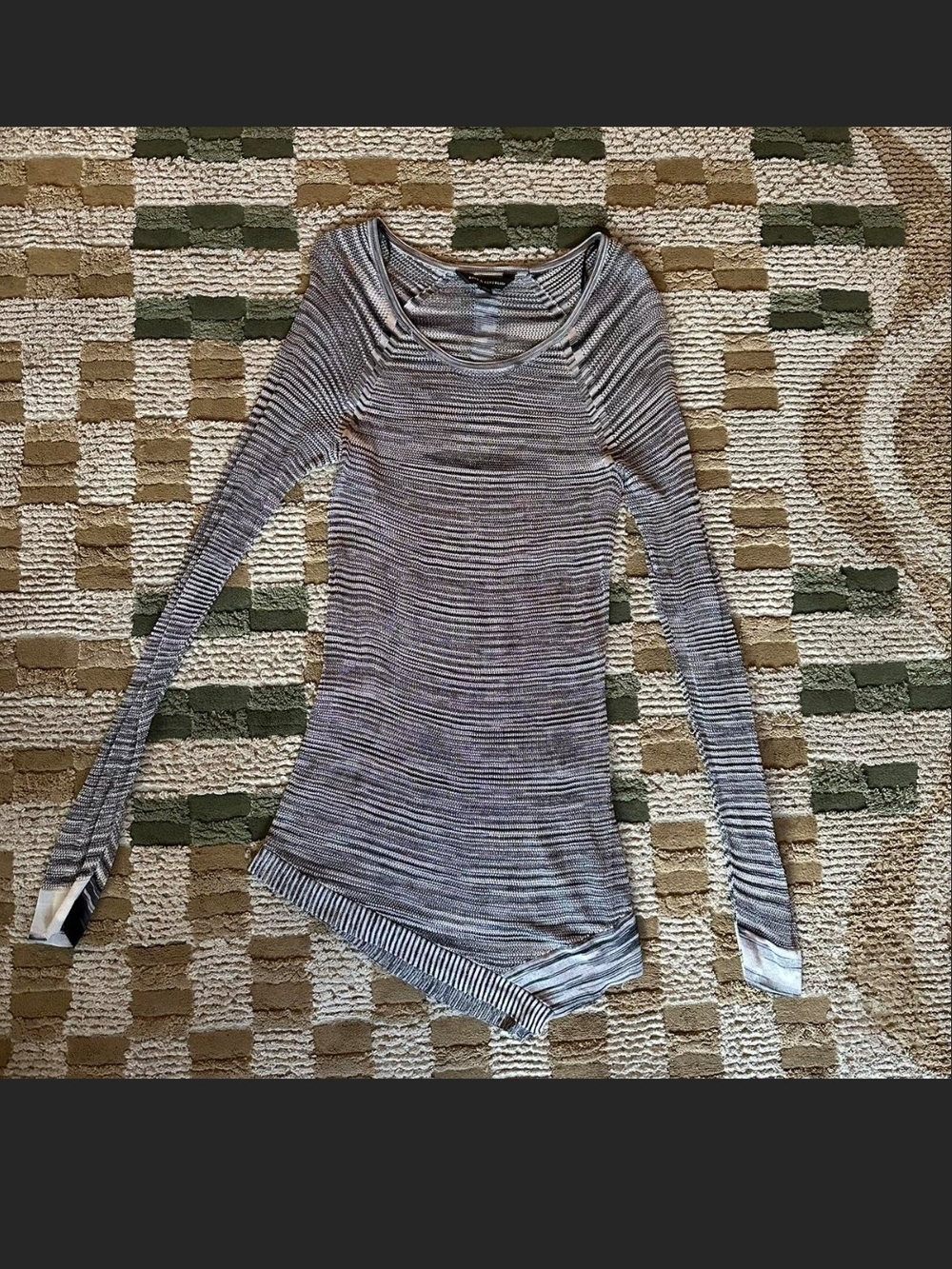 Rock & Republic Striped Semi Sheer Long-Sleeve Slim Fit Women’s Top - Gray. M